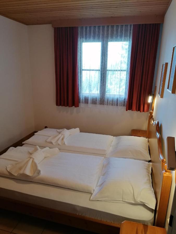 Gerlitzen Ferienappartement Paul im Ski- und Wandergebiet, Kanzelhöhe, Ossiacher See Deutschberg Exterior foto